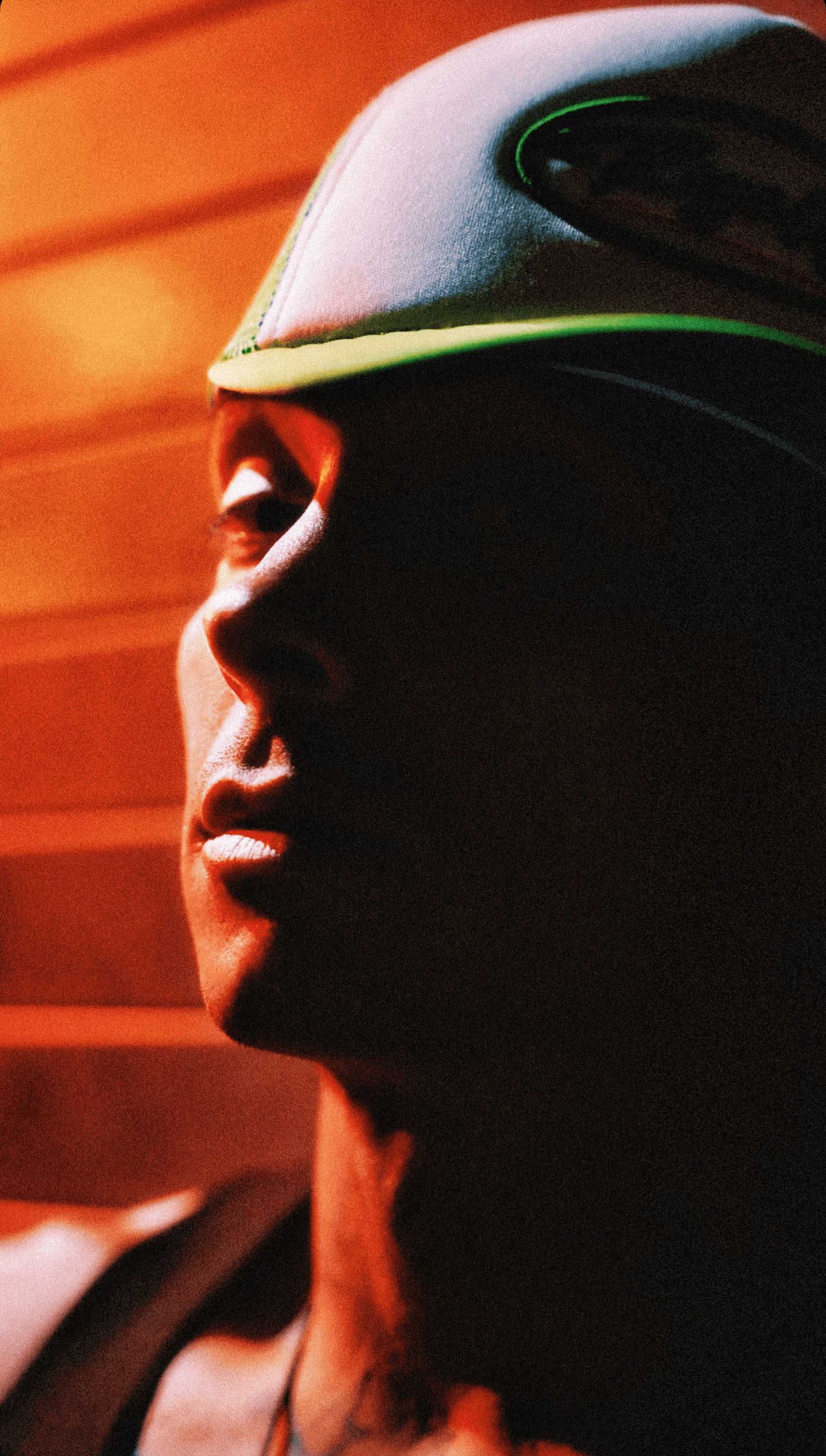 Person wearing a HAT with a blurred background